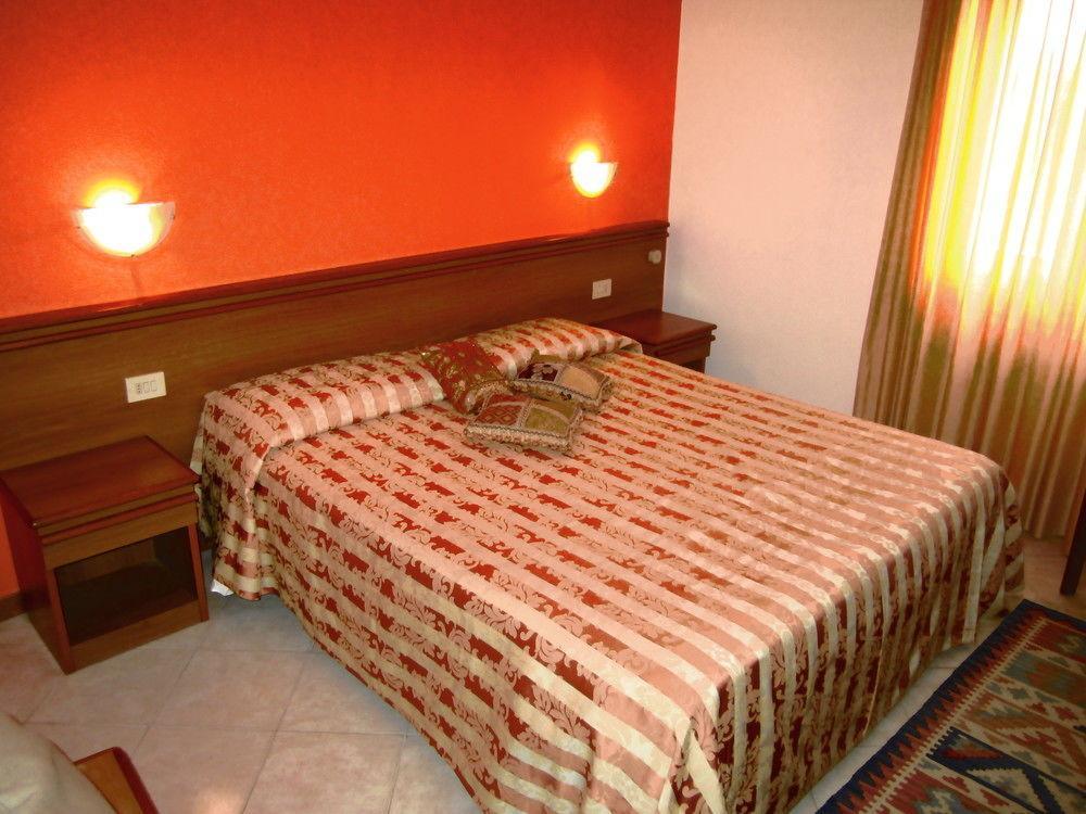 La Veranda Hotel